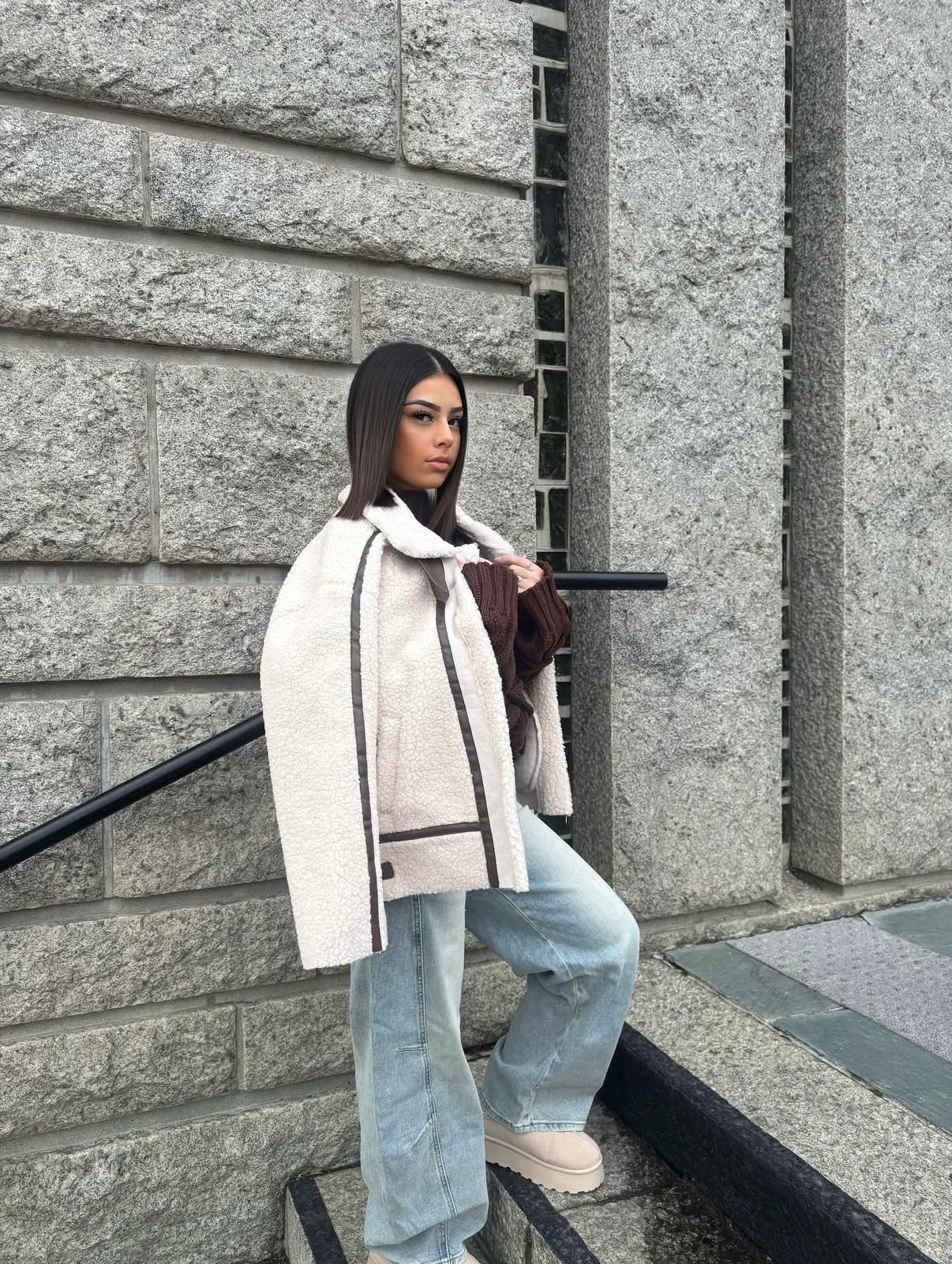 LE REFLET FÉMININ By Syriana