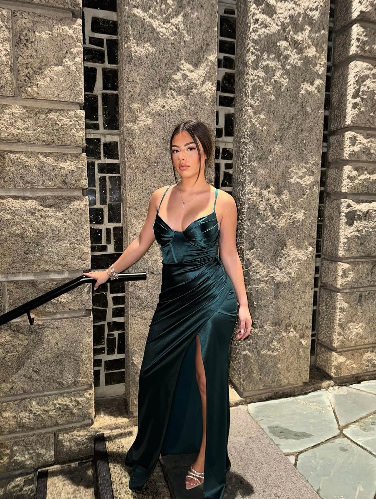 LE REFLET FÉMININ By Syriana