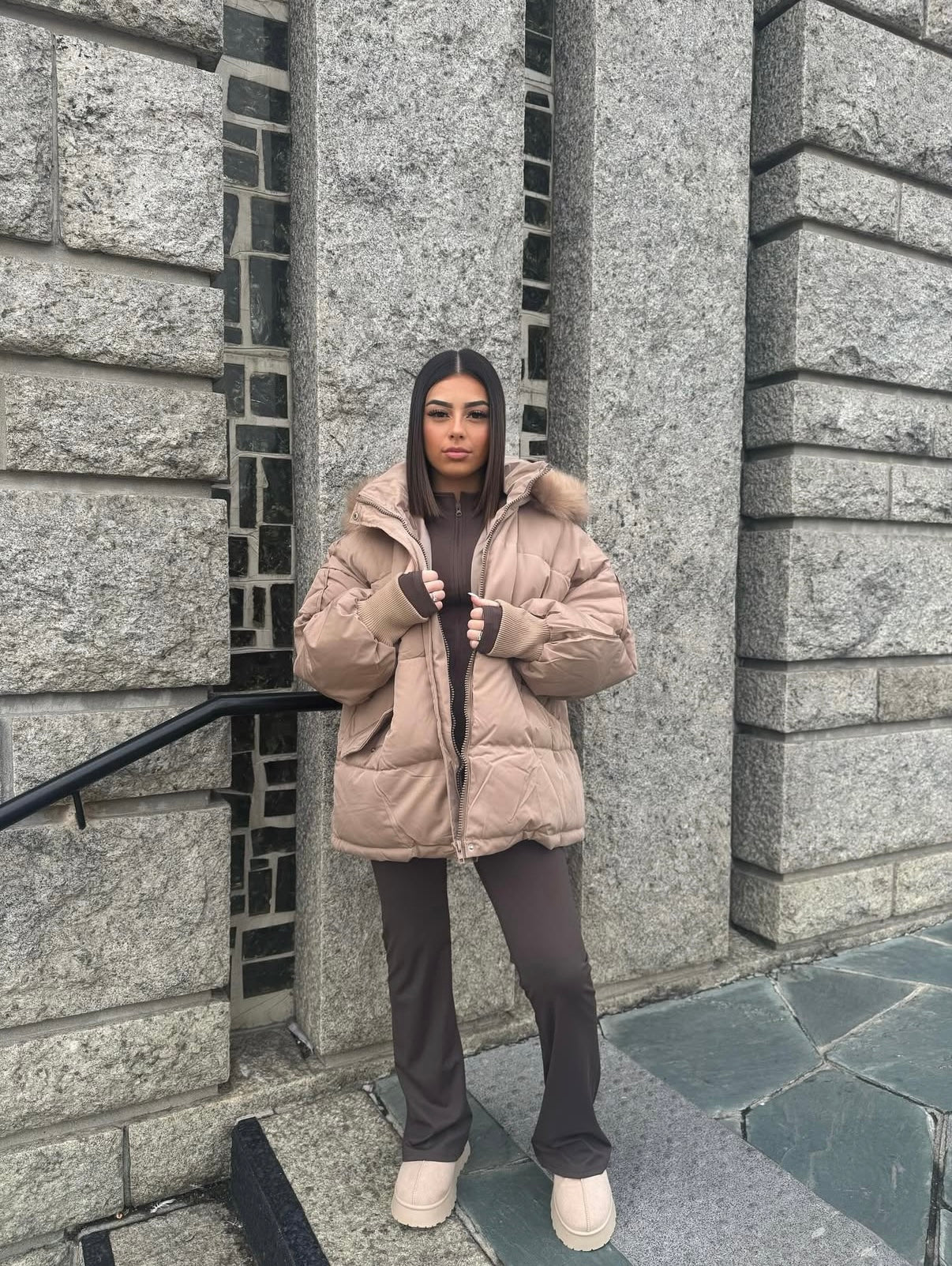 LE REFLET FÉMININ By Syriana