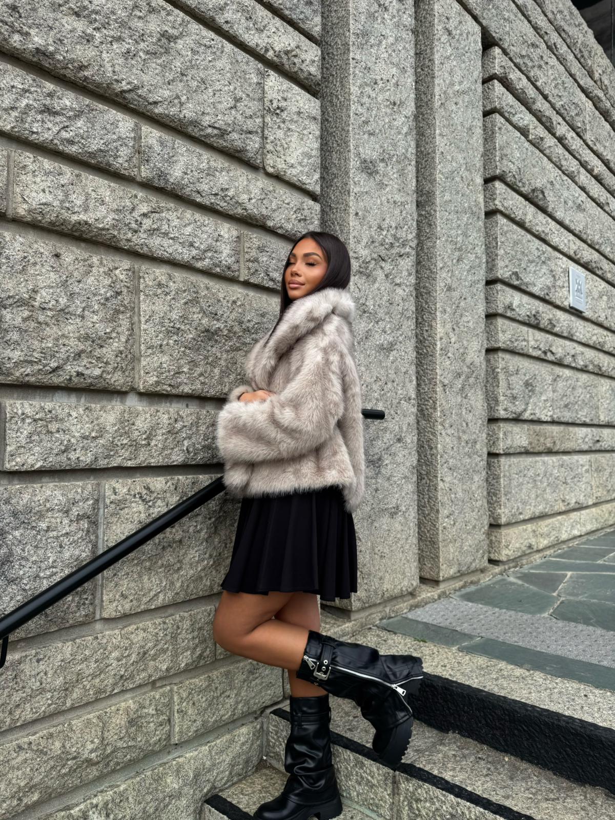 LE REFLET FÉMININ By Syriana