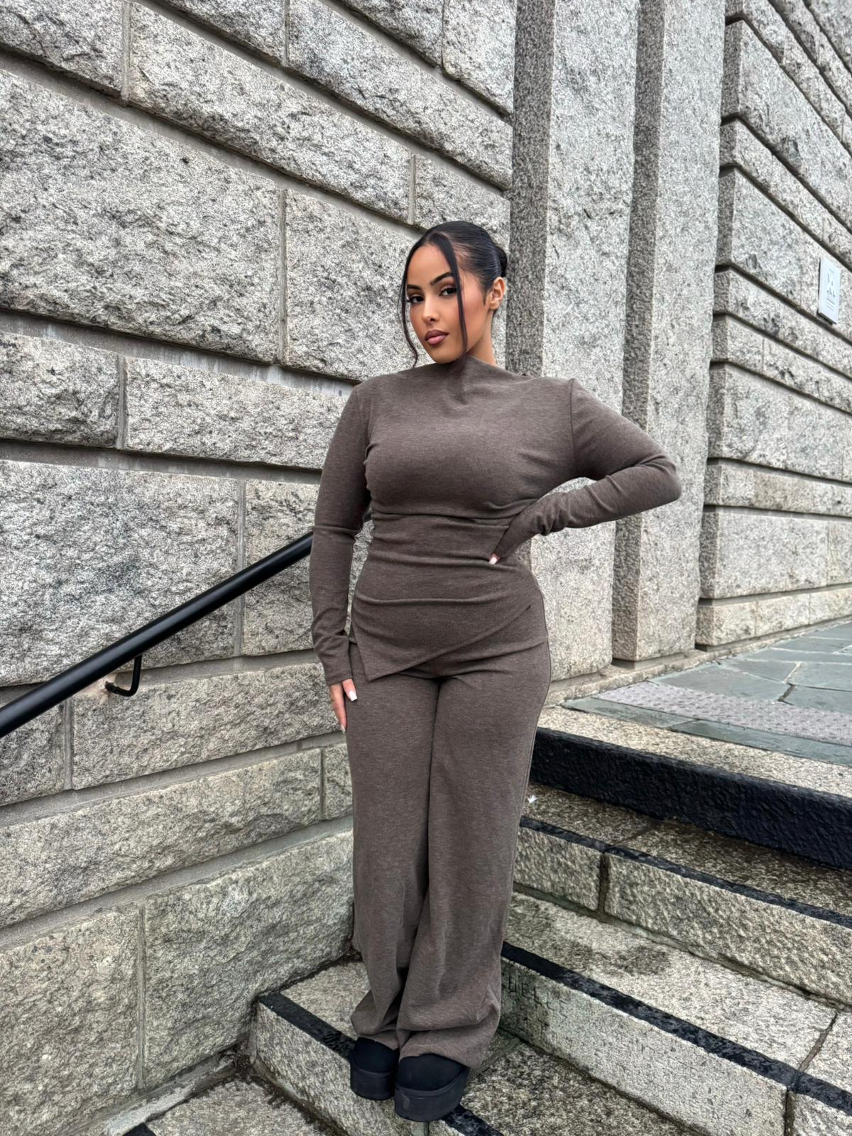 LE REFLET FÉMININ By Syriana