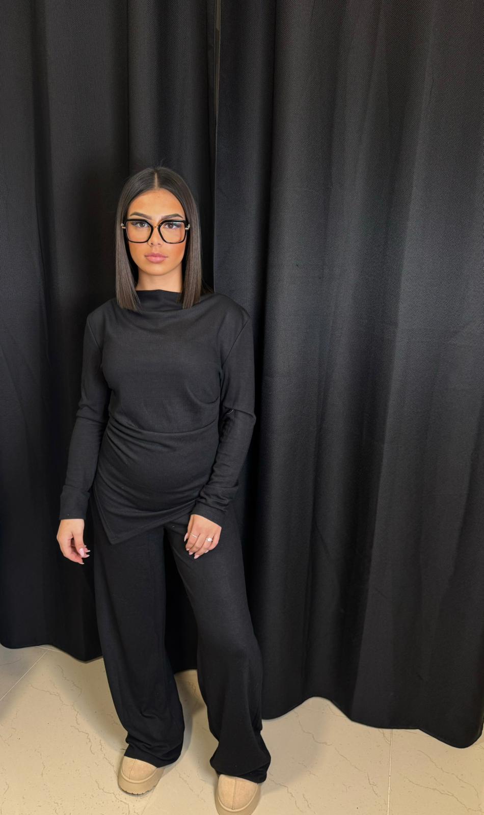 LE REFLET FÉMININ By Syriana